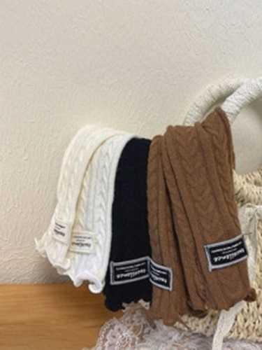 Twist Shirring Long Socks