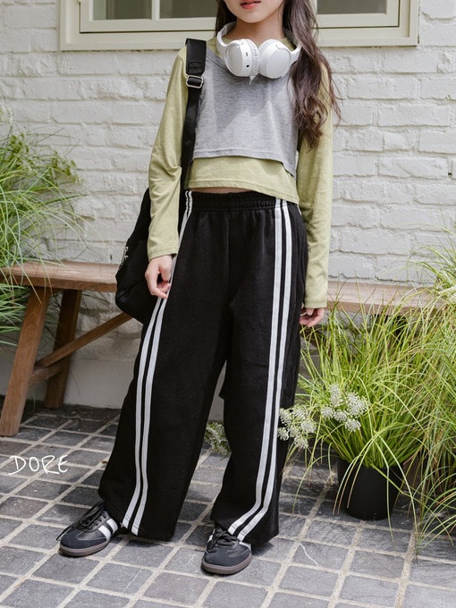 Diagonal Tape Wide Pants