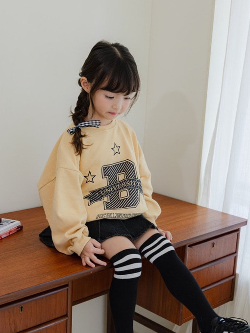 B Star Sweatshirts