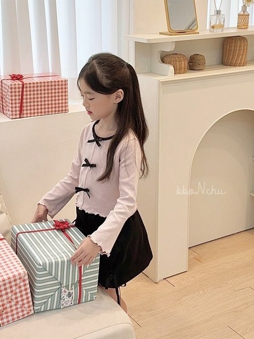 Mood Ribbon Tee