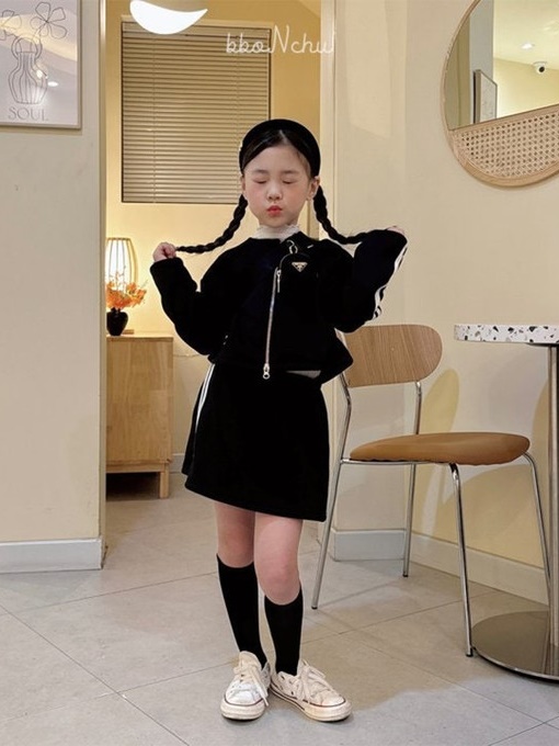 Line Jacket