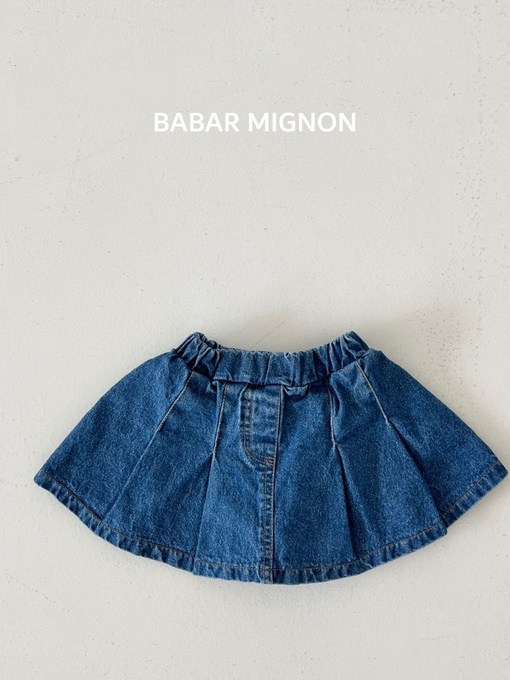 Pleat Denim Skirt