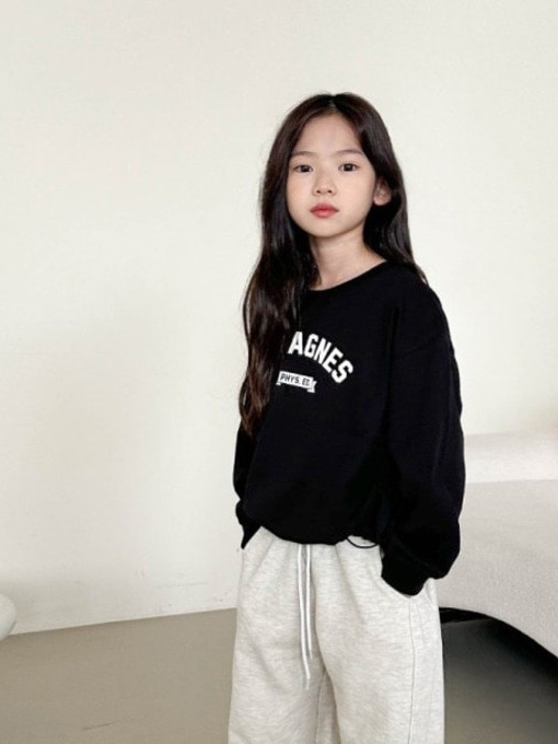 Aenes Tee