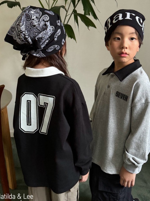 7 Collar Tee