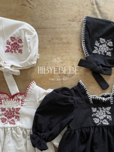 Oz Embroidery Bonnet