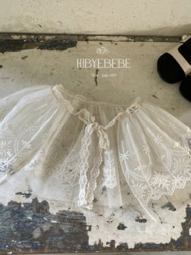 Chalala Lace Apron