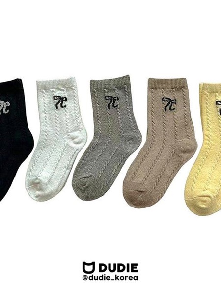 Twist Ribbon Socks