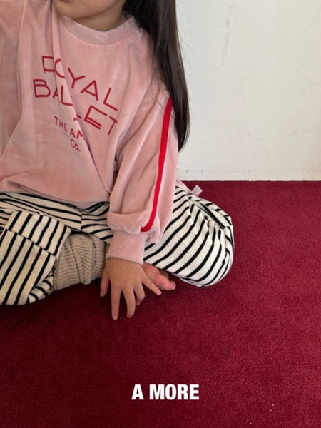 Royal Sweatshirts