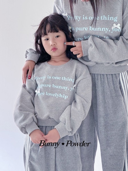 Pretty Sweatshirts with Mom