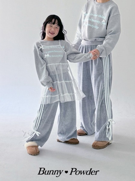 Pearls Pants with Mom