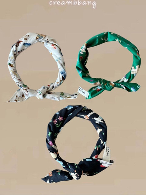 Play Petit Scarf