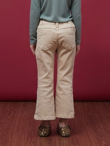 Span Color Jeans