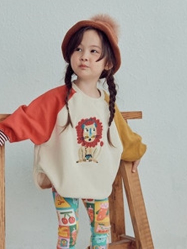 Leo Car Tee