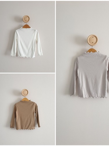 Cubo Turtleneck Tee