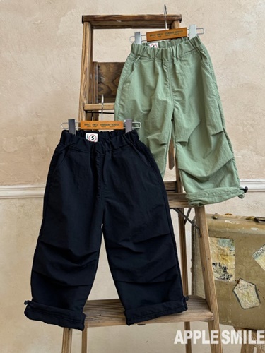 Wide Pintuck Pants
