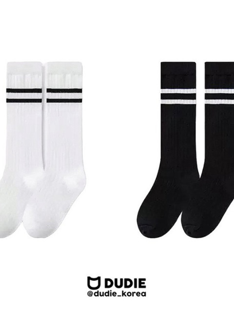 Two Lines Knee Socks
