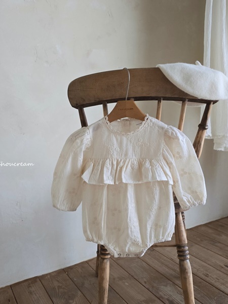 Ella Lace Bodyusit
