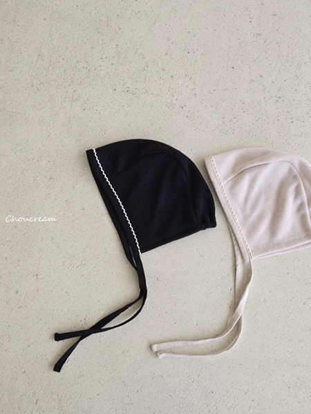 Vienna Knit Bonnet