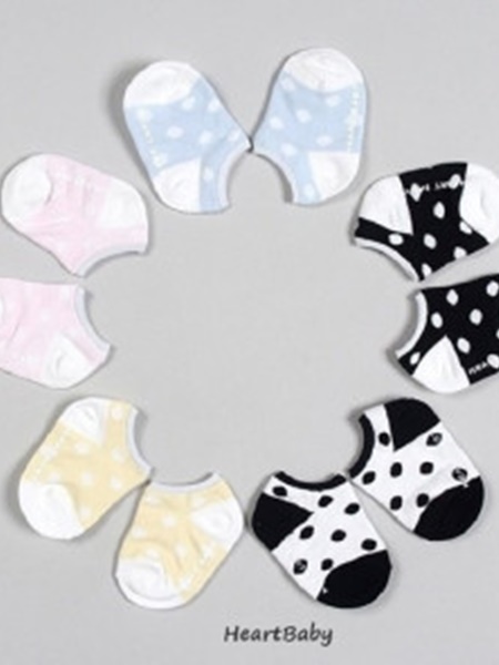 Dot Short Socks