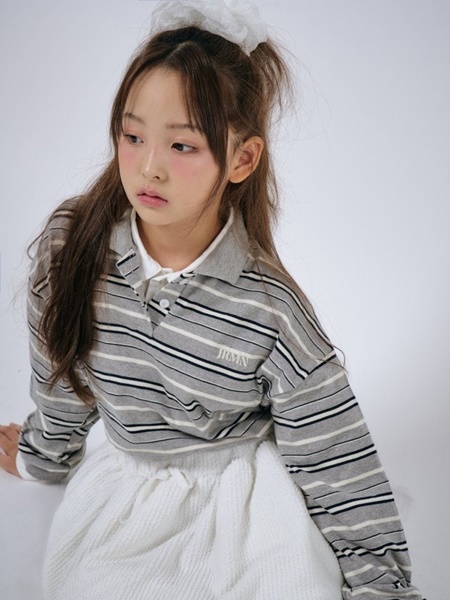 Multi Collar Tee