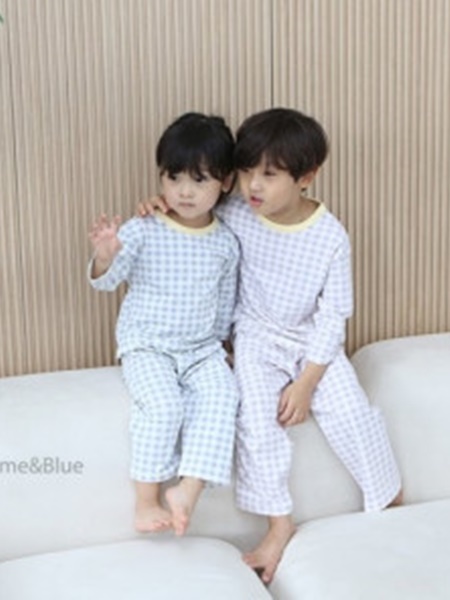 Check Cracker Easywear with Mom