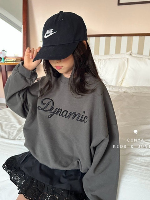 Dynamic Sweatshirts