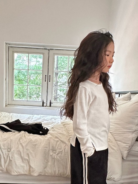 Side Slit Tee