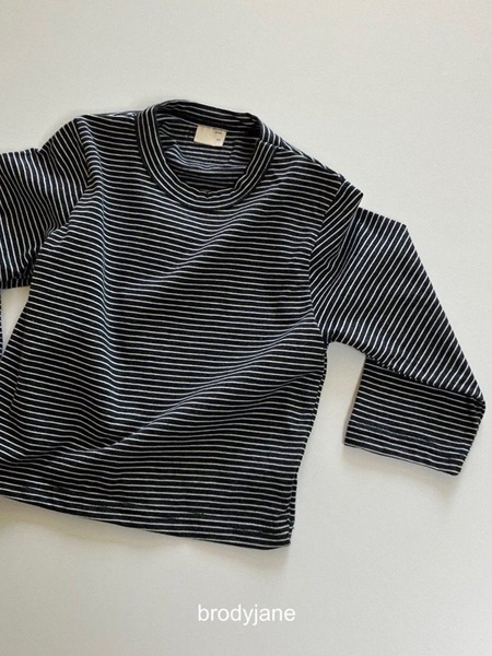 Small Stripe Long Sleeve Tee