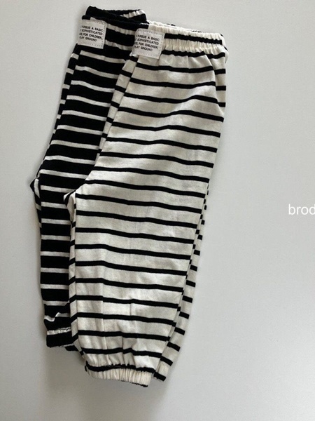 Middle Stripe Jogger Pants