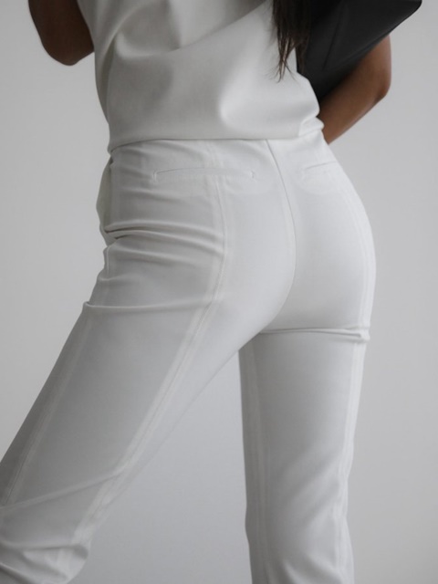 Classic Stitch Capri Trouser