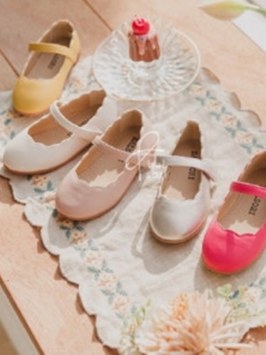 Wave Flat