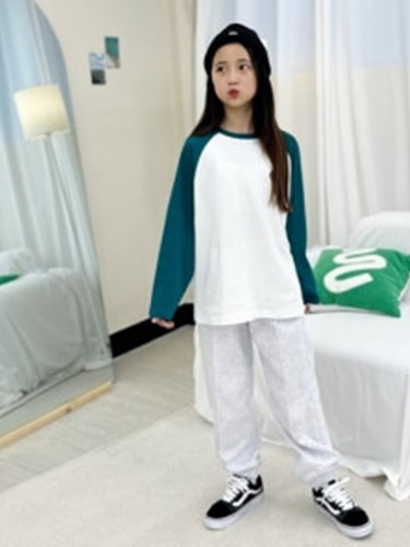 Riwoo Raglan Tee