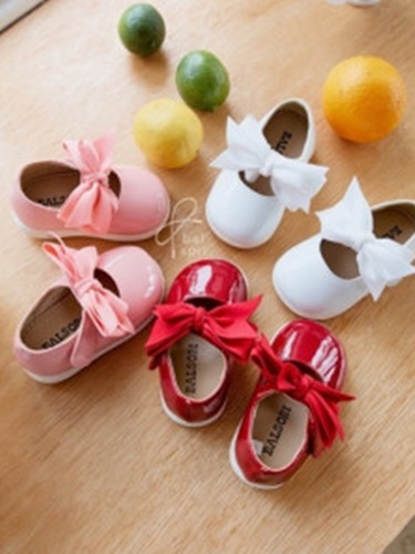 Cutie Ribbon Making Sound Slip-on