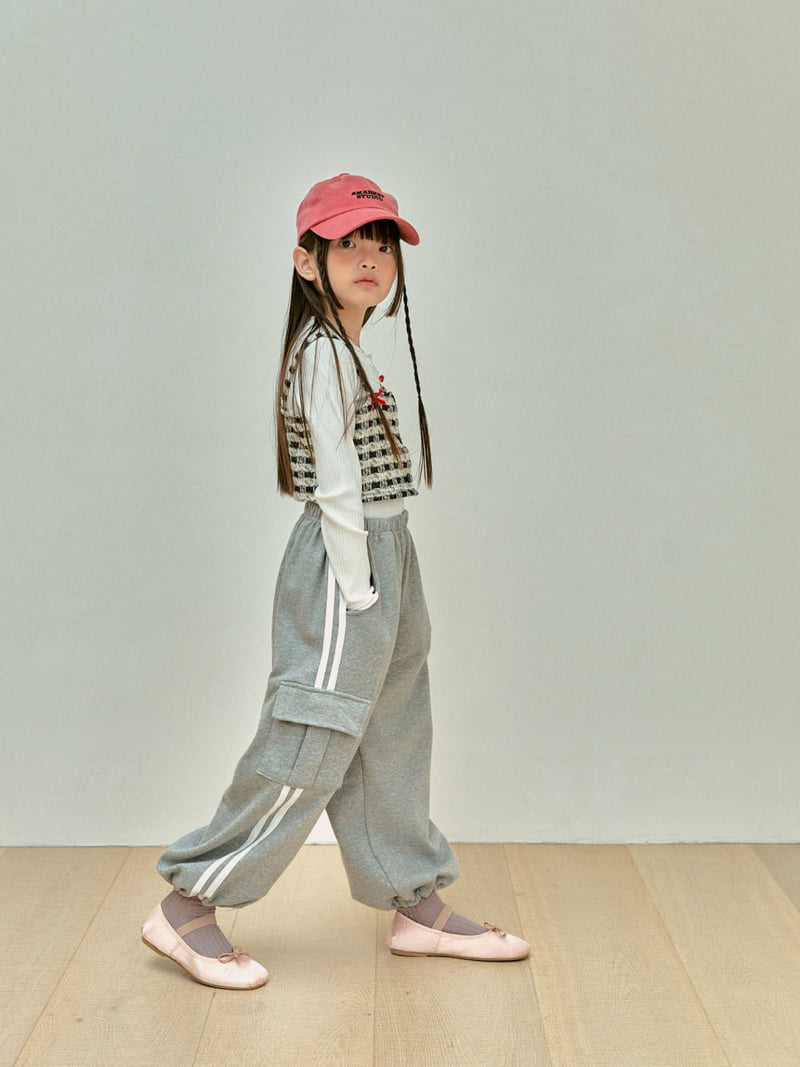 A-Market - Korean Children Fashion - #stylishchildhood - Jury Cargo Pants - 4