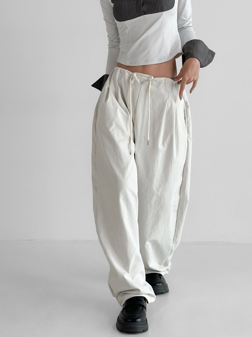Solid Pintuck Pants
