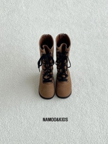 Nuts Lace Up Boots