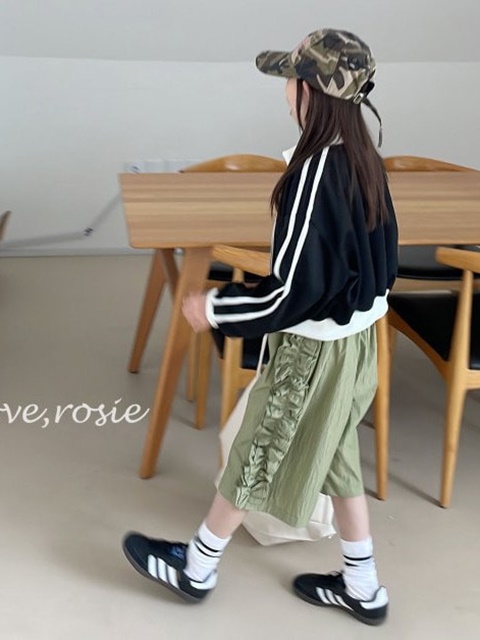 Frill Bermuda Pants