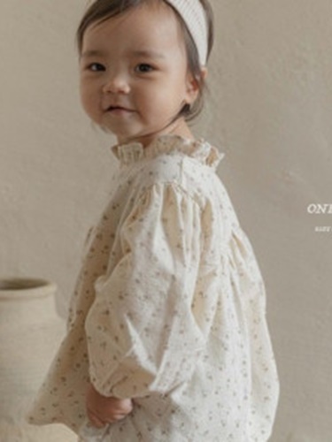 Reina Blouse