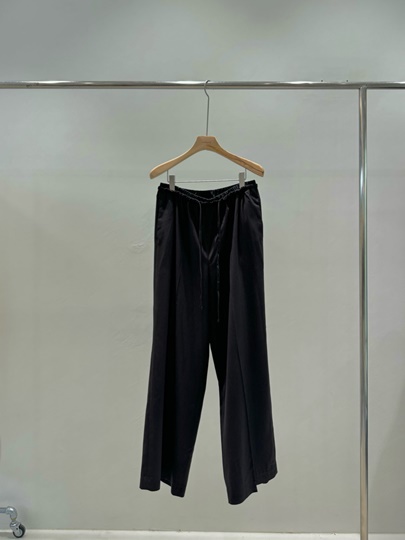 Stain Banding Pants