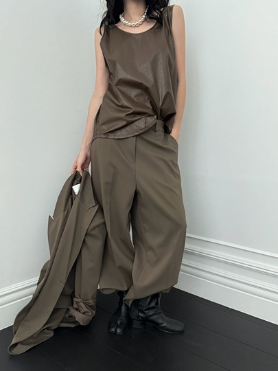 U Neck Fake Leather Sleeveless Top