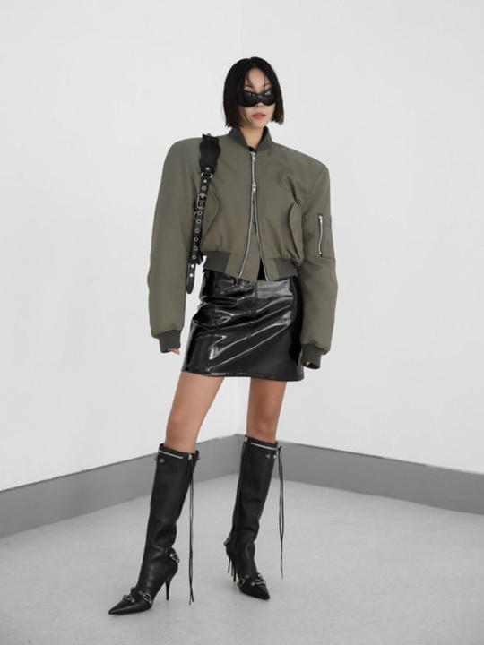 Suqare Shoulder Padded Crop Bomber Jacket