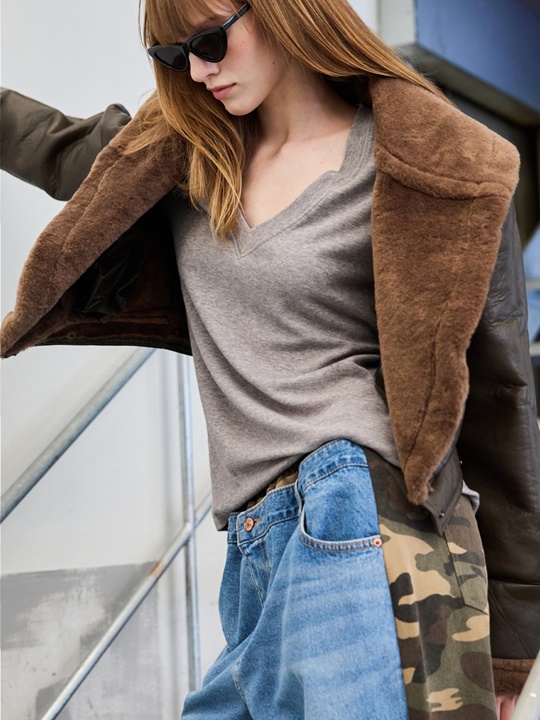 V Angora Pullover