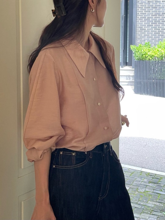 Detail Pintuck Blouse