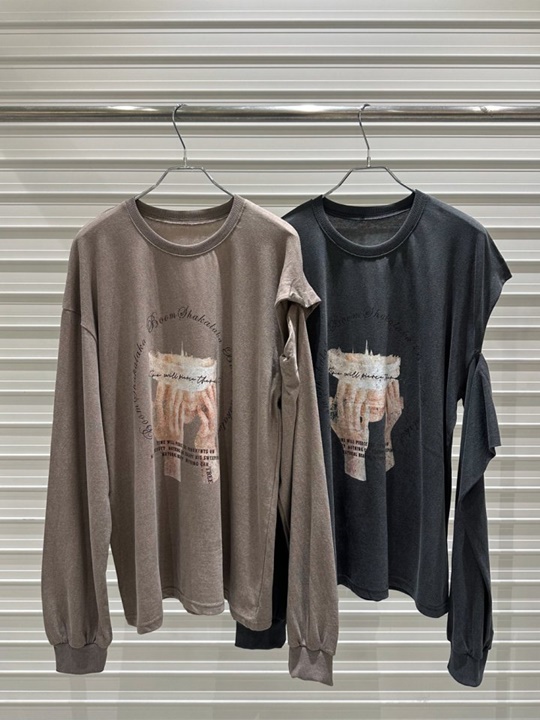 Crown Slit Tee