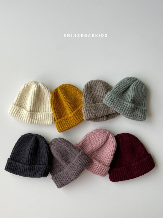 Knit Short Beanie