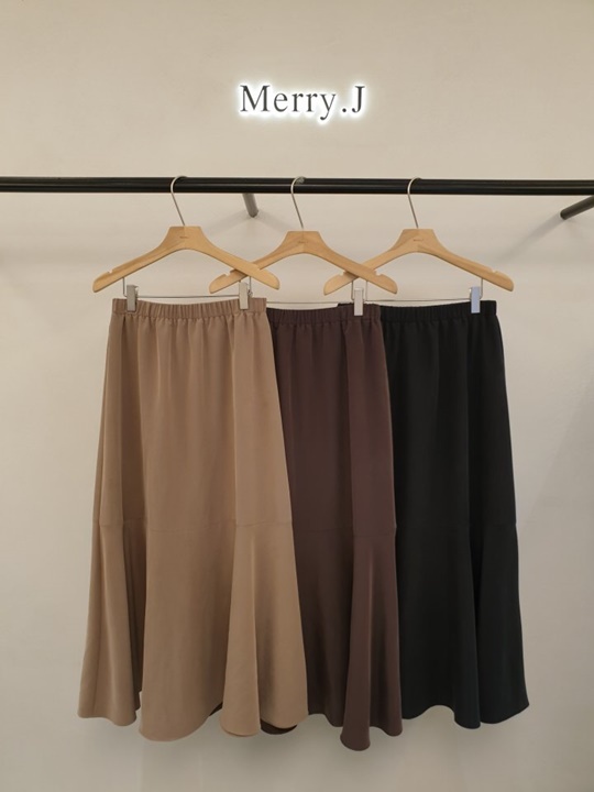 Slit Hull Skirt