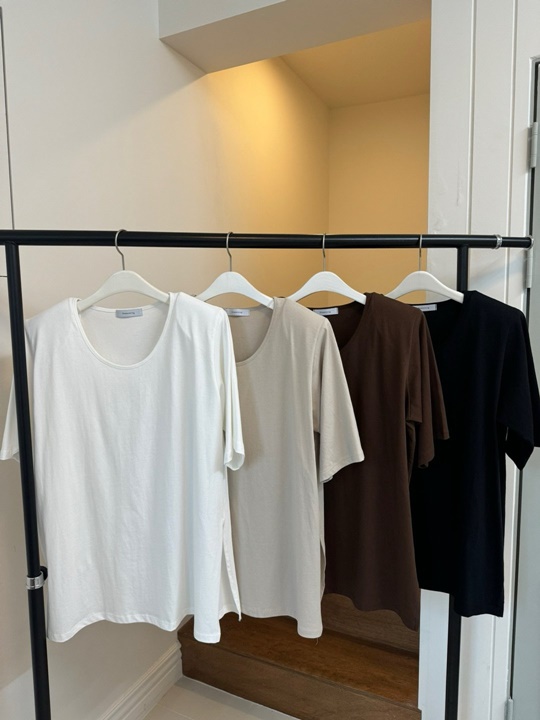 U Neck Tee