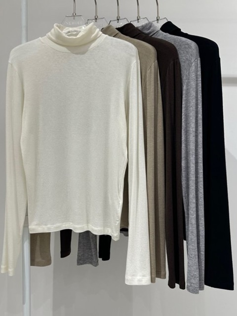 Wool Span Turtleneck Tee