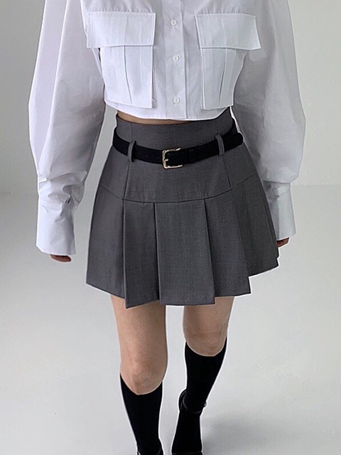 Low Pleats Skirt with Belt