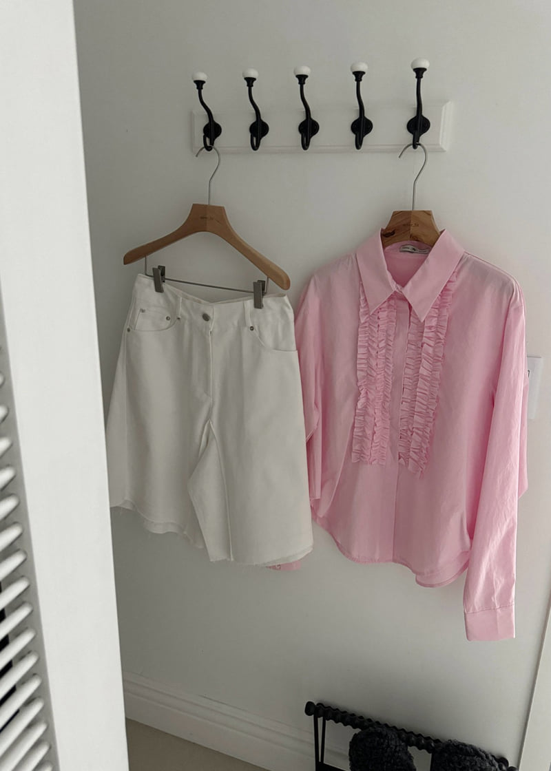 Auver_Fit - Korean Women Fashion - #vintageinspired - Half Frill Shirt - 3